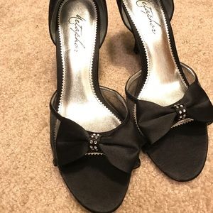 Size 8 Metaphor Heels